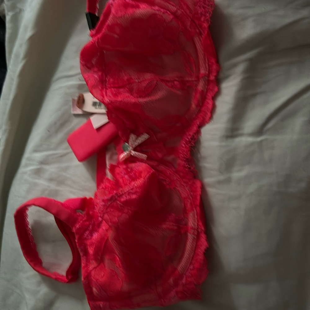 Victoria Secrets Bra